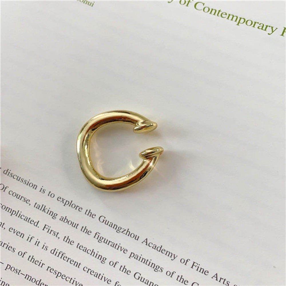 Effortless ear cuff - Picture 3 of 4